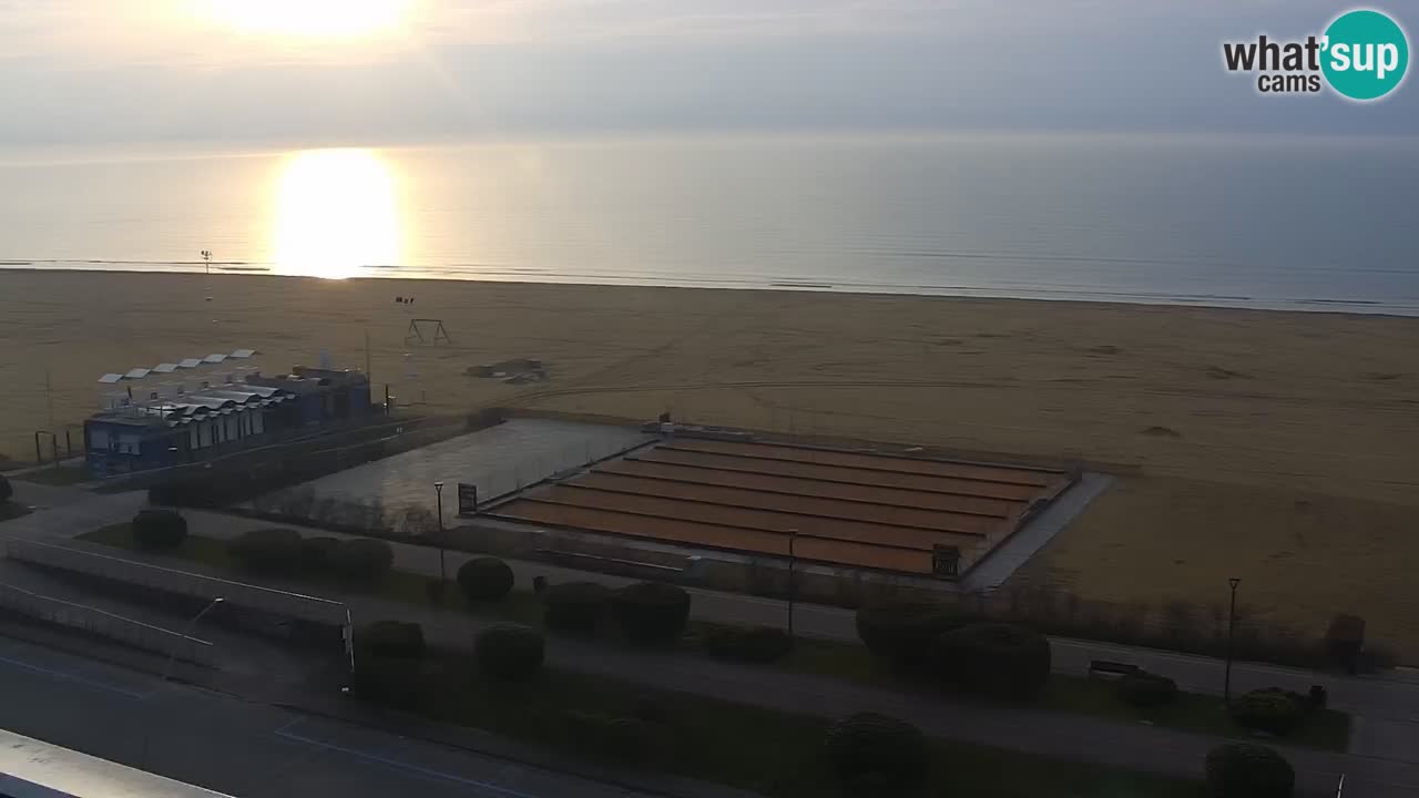 La spiaggia di Bibione webcam live e piazzale Zenit