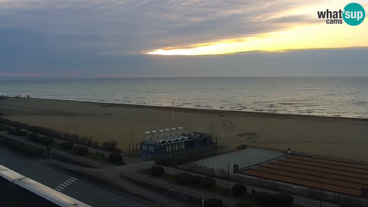 La spiaggia di Bibione webcam live e piazzale Zenit