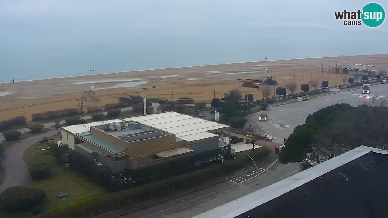 La spiaggia di Bibione webcam live e piazzale Zenit
