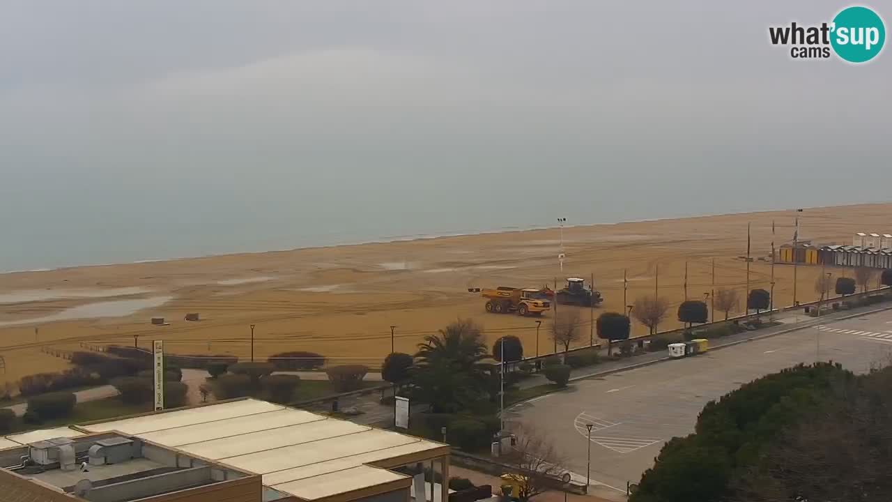 La spiaggia di Bibione webcam live e piazzale Zenit