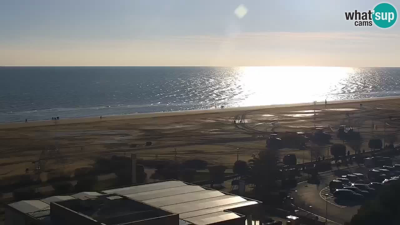 La spiaggia di Bibione webcam live e piazzale Zenit