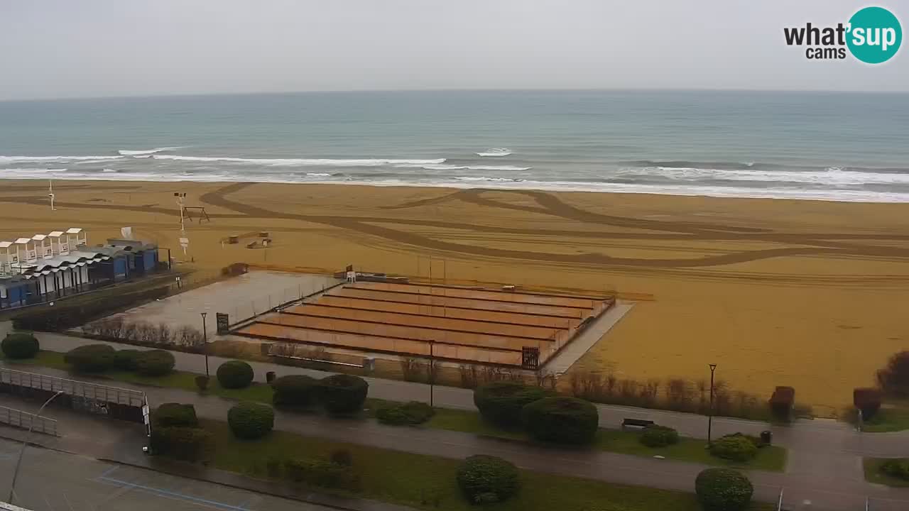 La spiaggia di Bibione webcam live e piazzale Zenit