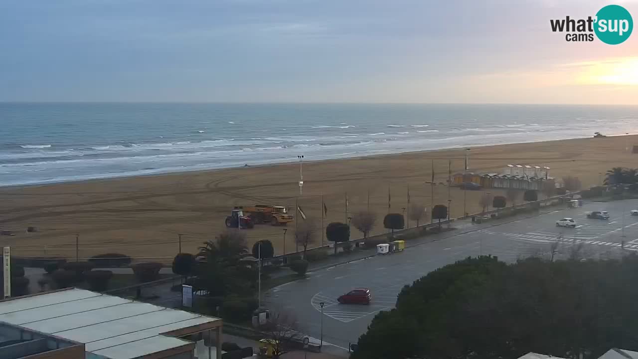La spiaggia di Bibione webcam live e piazzale Zenit