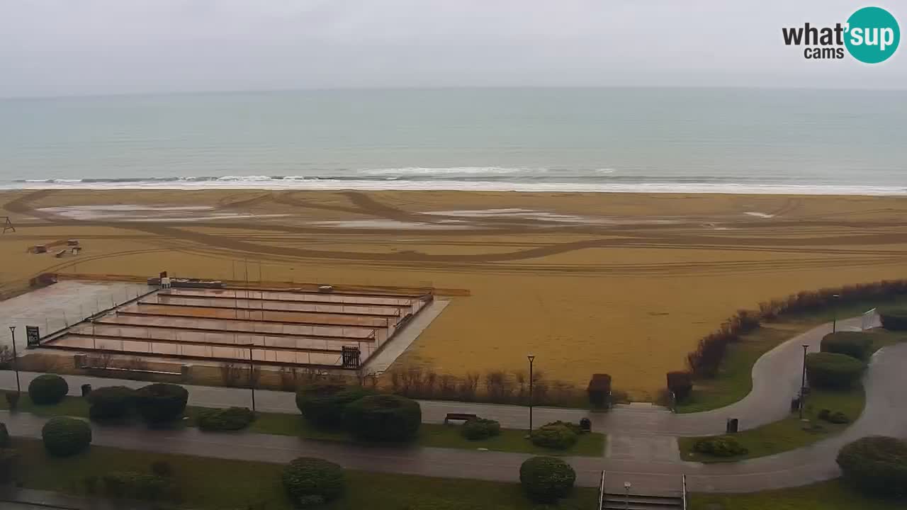 La spiaggia di Bibione webcam live e piazzale Zenit