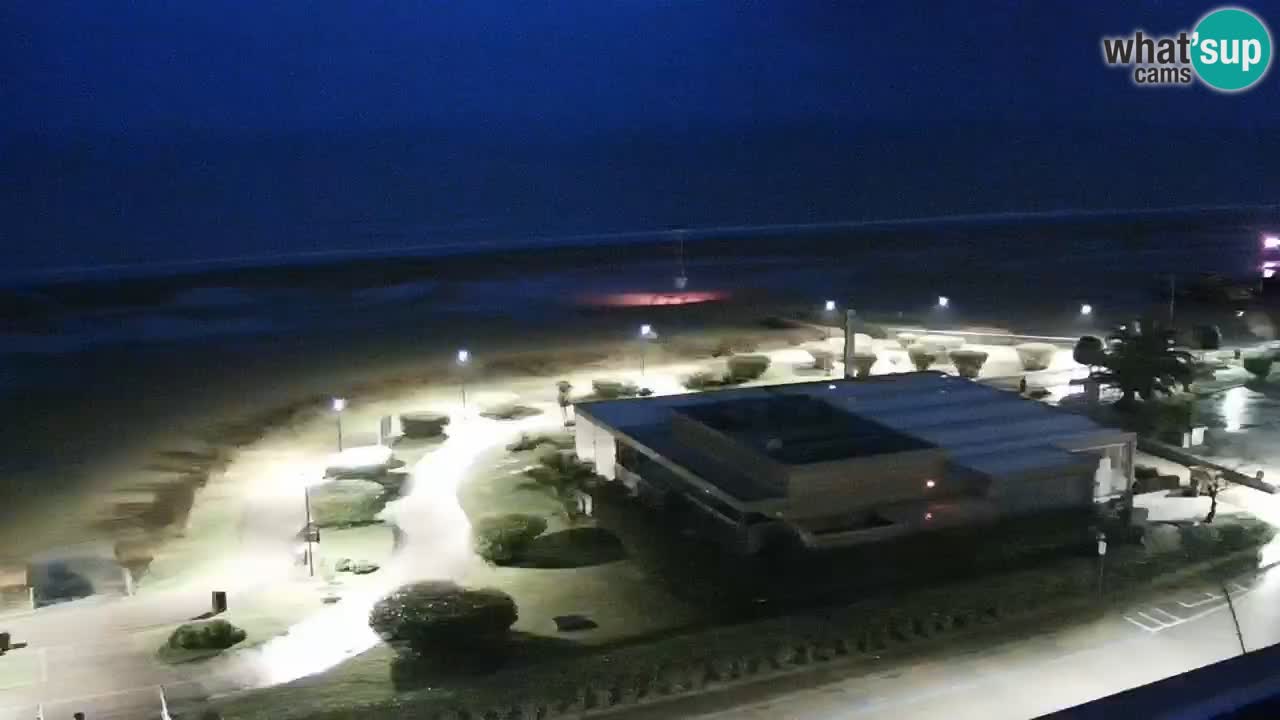 La spiaggia di Bibione webcam live e piazzale Zenit