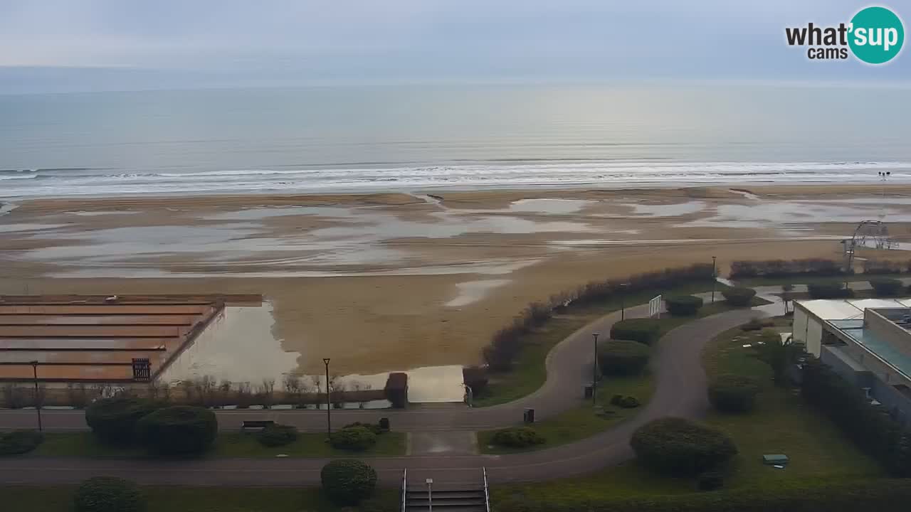 La spiaggia di Bibione webcam live e piazzale Zenit