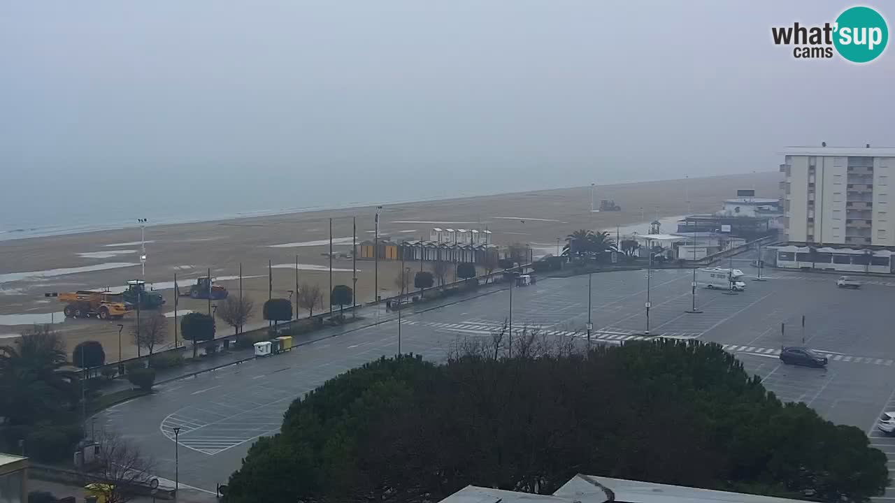 La spiaggia di Bibione webcam live e piazzale Zenit