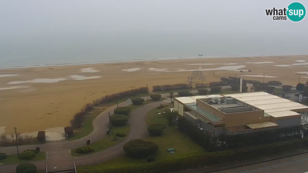 La spiaggia di Bibione webcam live e piazzale Zenit