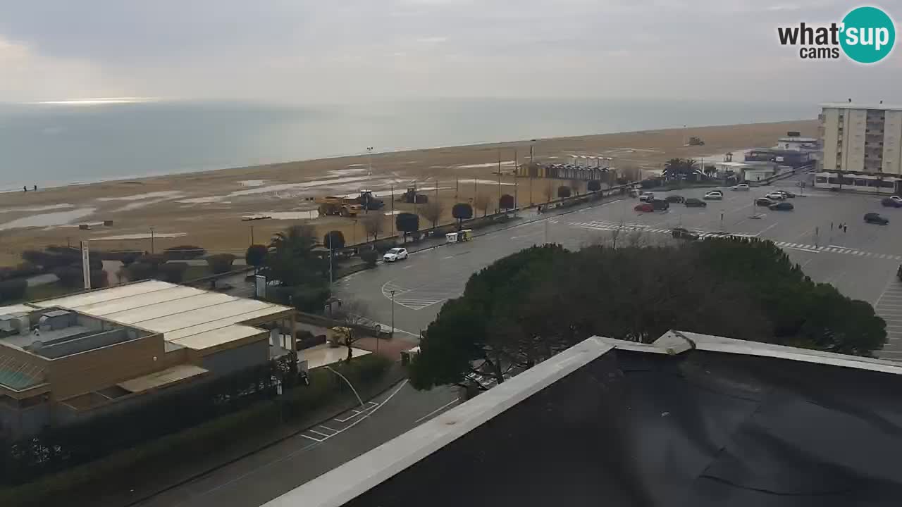 La spiaggia di Bibione webcam live e piazzale Zenit