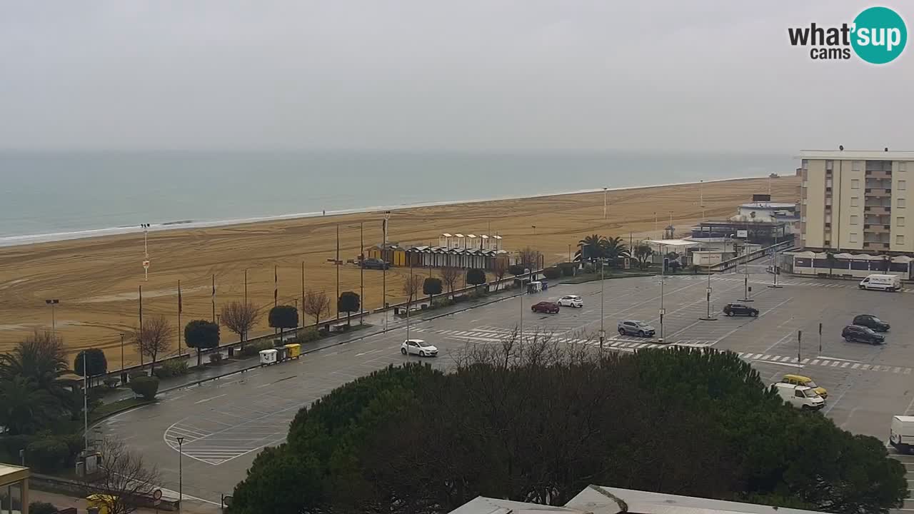 La spiaggia di Bibione webcam live e piazzale Zenit