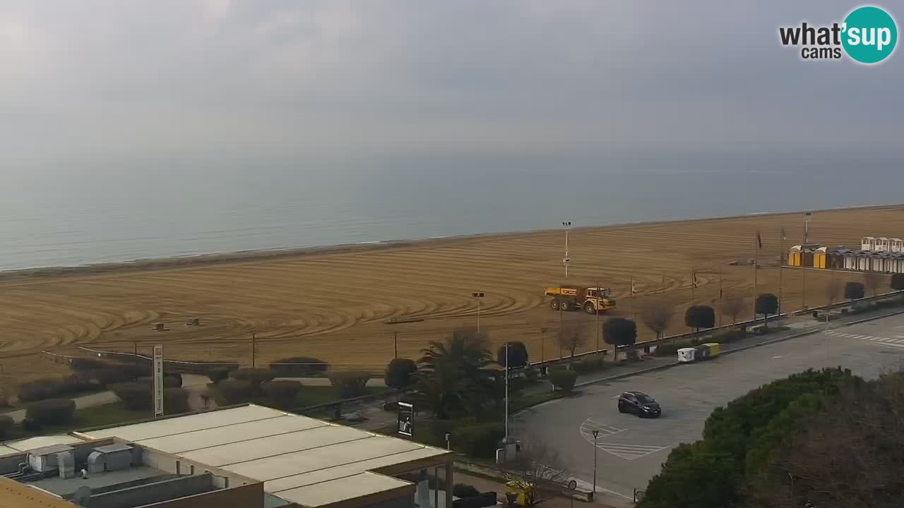 La spiaggia di Bibione webcam live e piazzale Zenit
