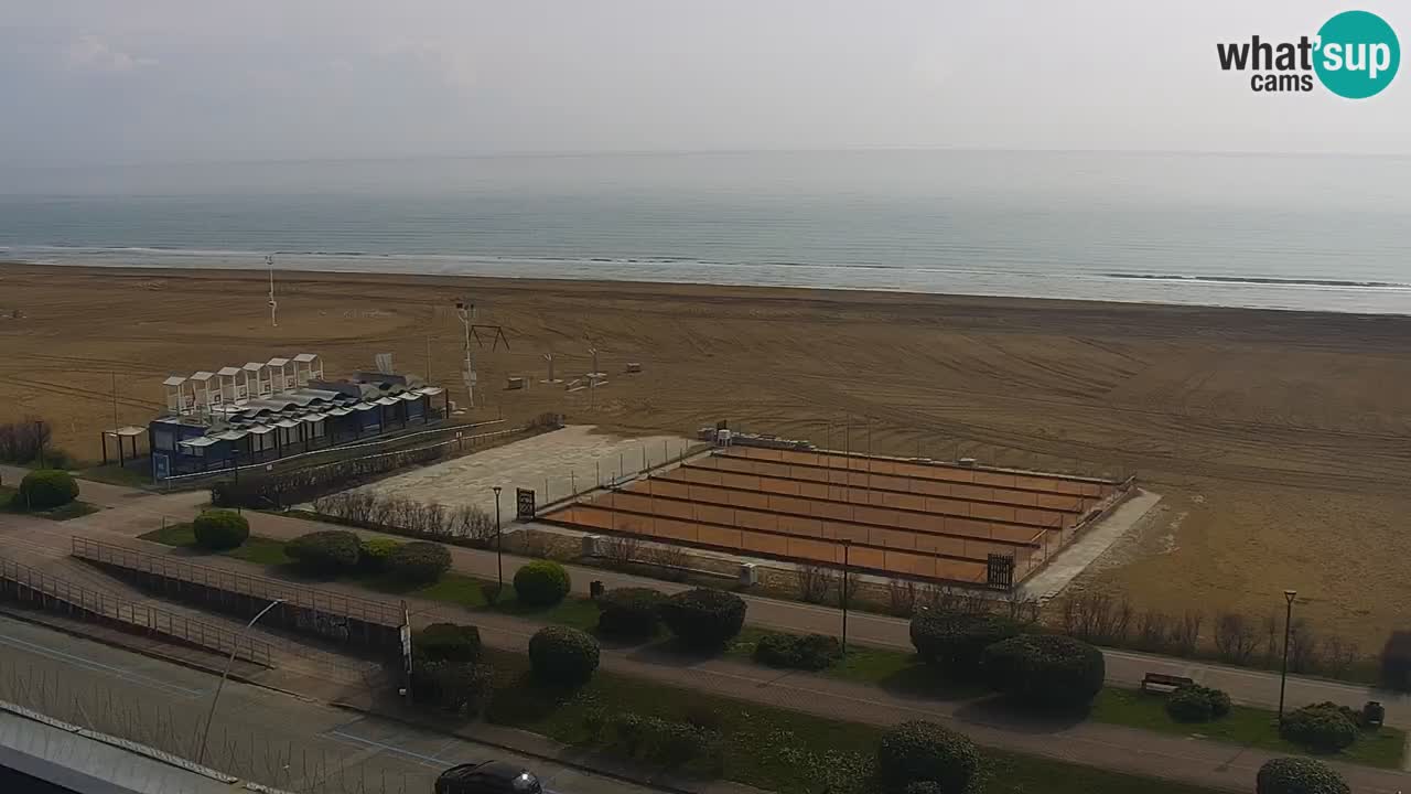 La spiaggia di Bibione webcam live e piazzale Zenit