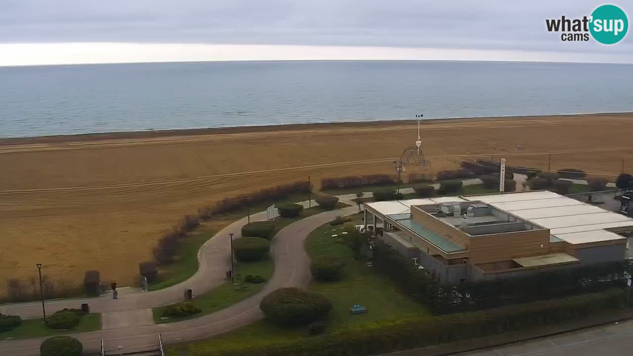 La spiaggia di Bibione webcam live e piazzale Zenit