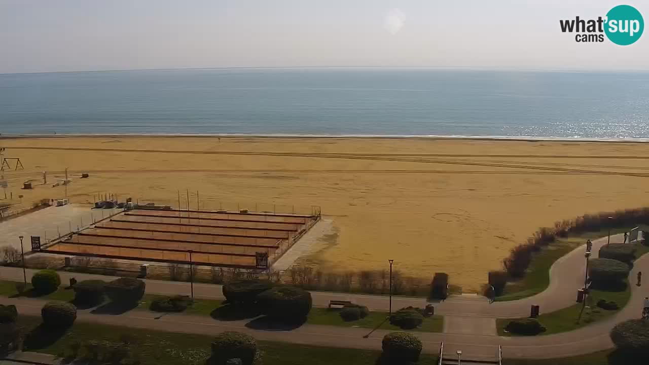 La spiaggia di Bibione webcam live e piazzale Zenit