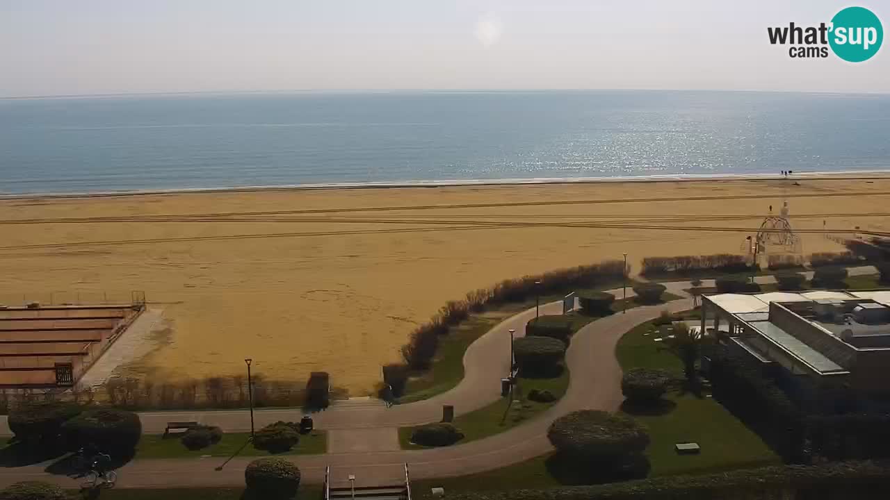 La spiaggia di Bibione webcam live e piazzale Zenit