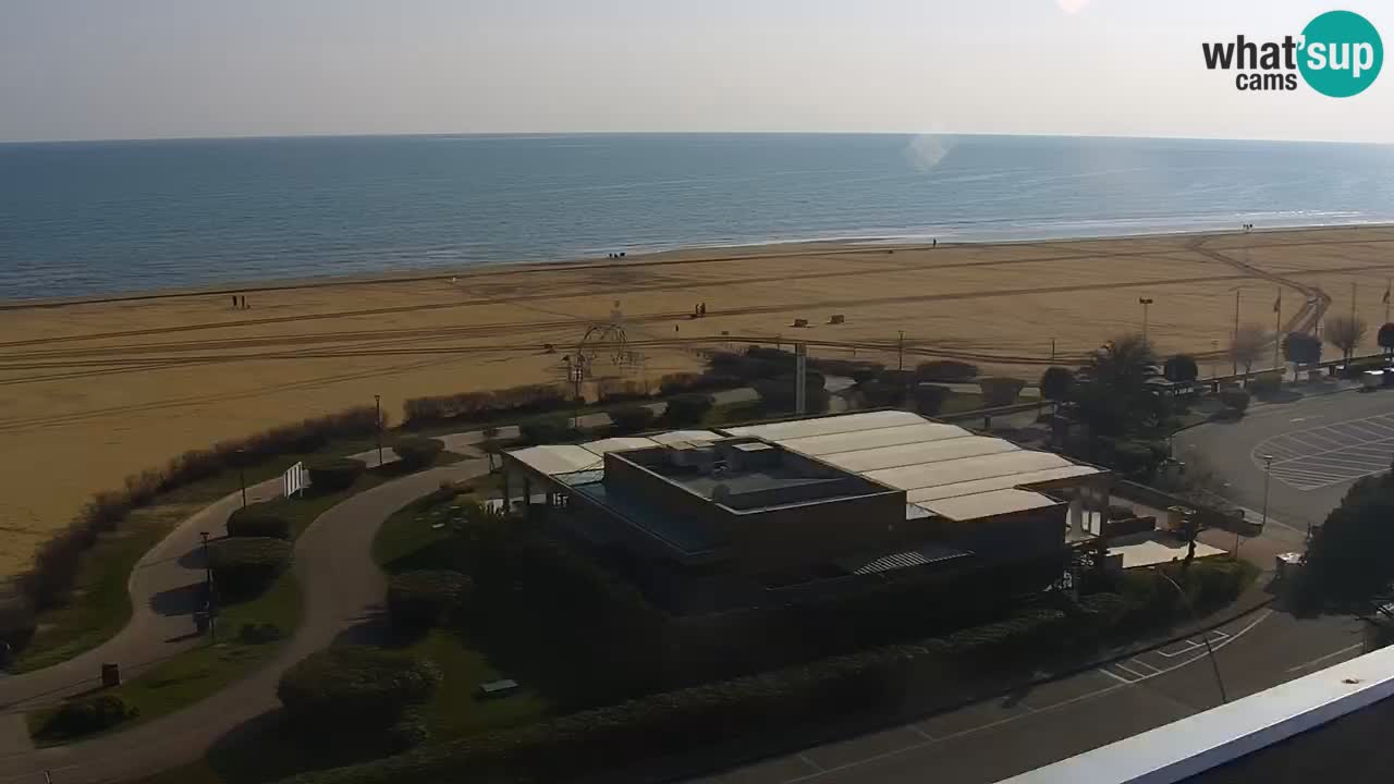 La spiaggia di Bibione webcam live e piazzale Zenit