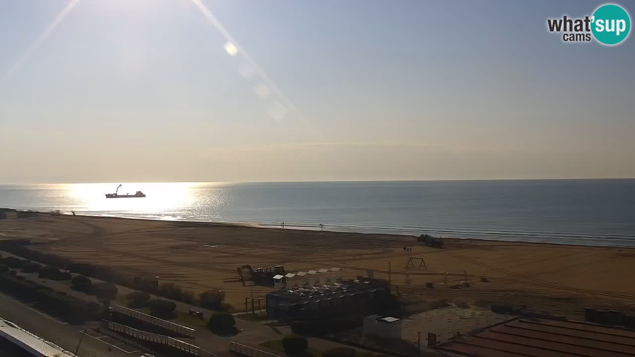 La spiaggia di Bibione webcam live e piazzale Zenit