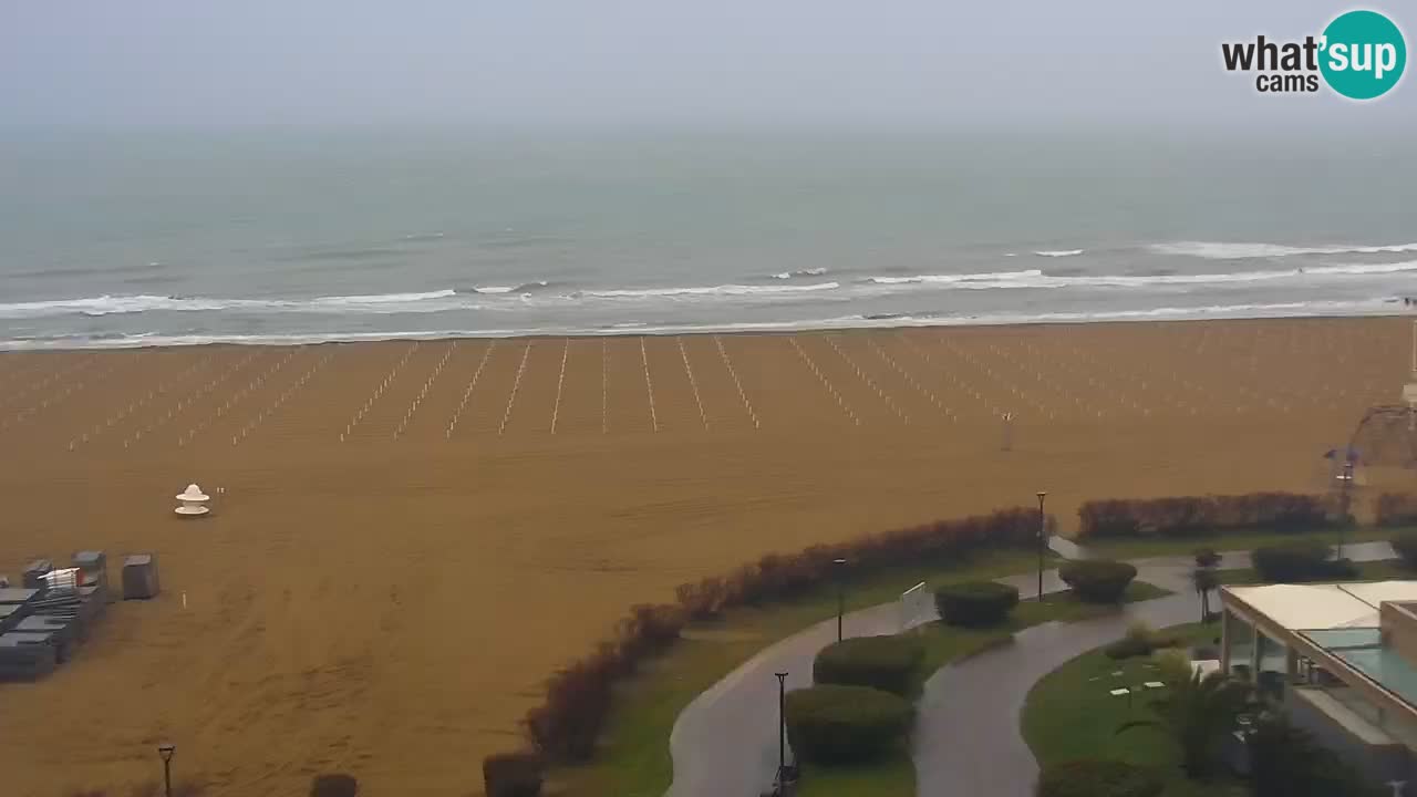 La spiaggia di Bibione webcam live e piazzale Zenit