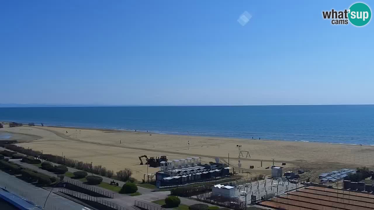 La spiaggia di Bibione webcam live e piazzale Zenit