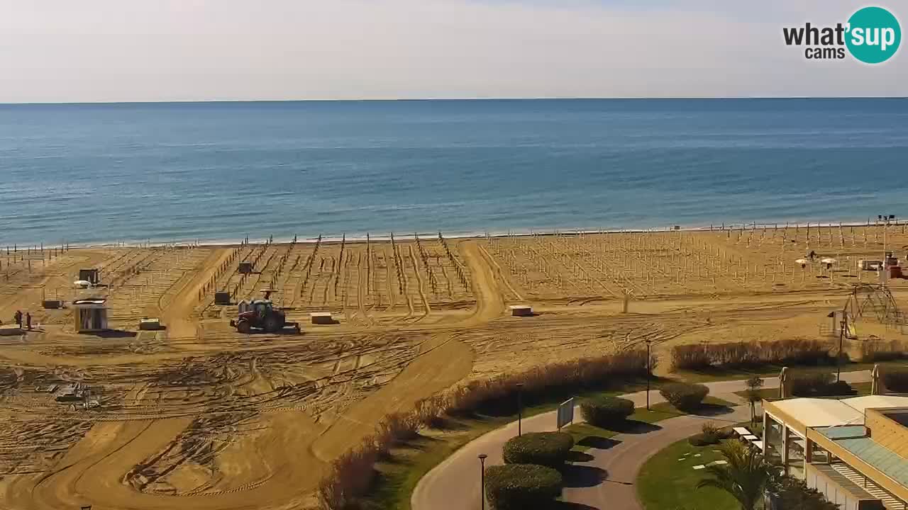 La spiaggia di Bibione webcam live e piazzale Zenit