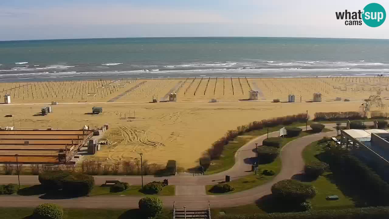La spiaggia di Bibione webcam live e piazzale Zenit