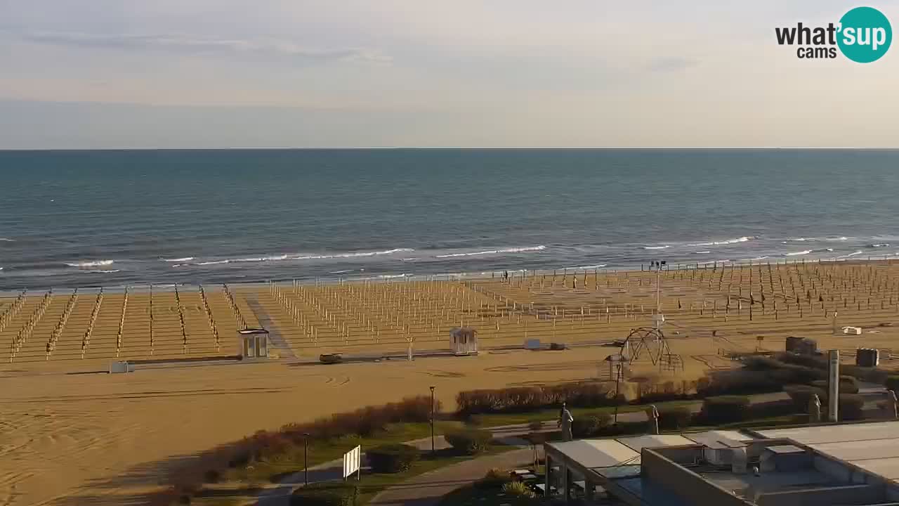 La spiaggia di Bibione webcam live e piazzale Zenit