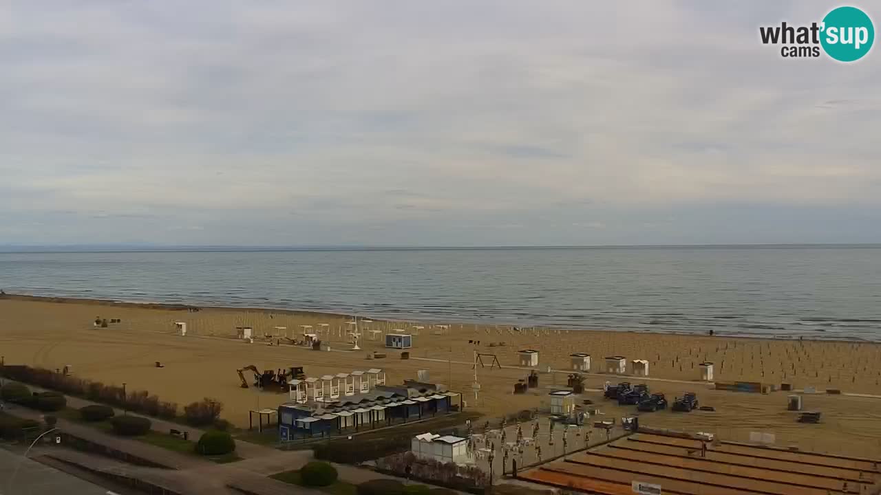 La spiaggia di Bibione webcam live e piazzale Zenit