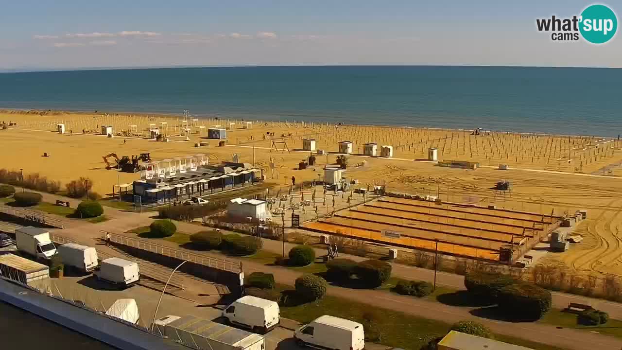 La spiaggia di Bibione webcam live e piazzale Zenit