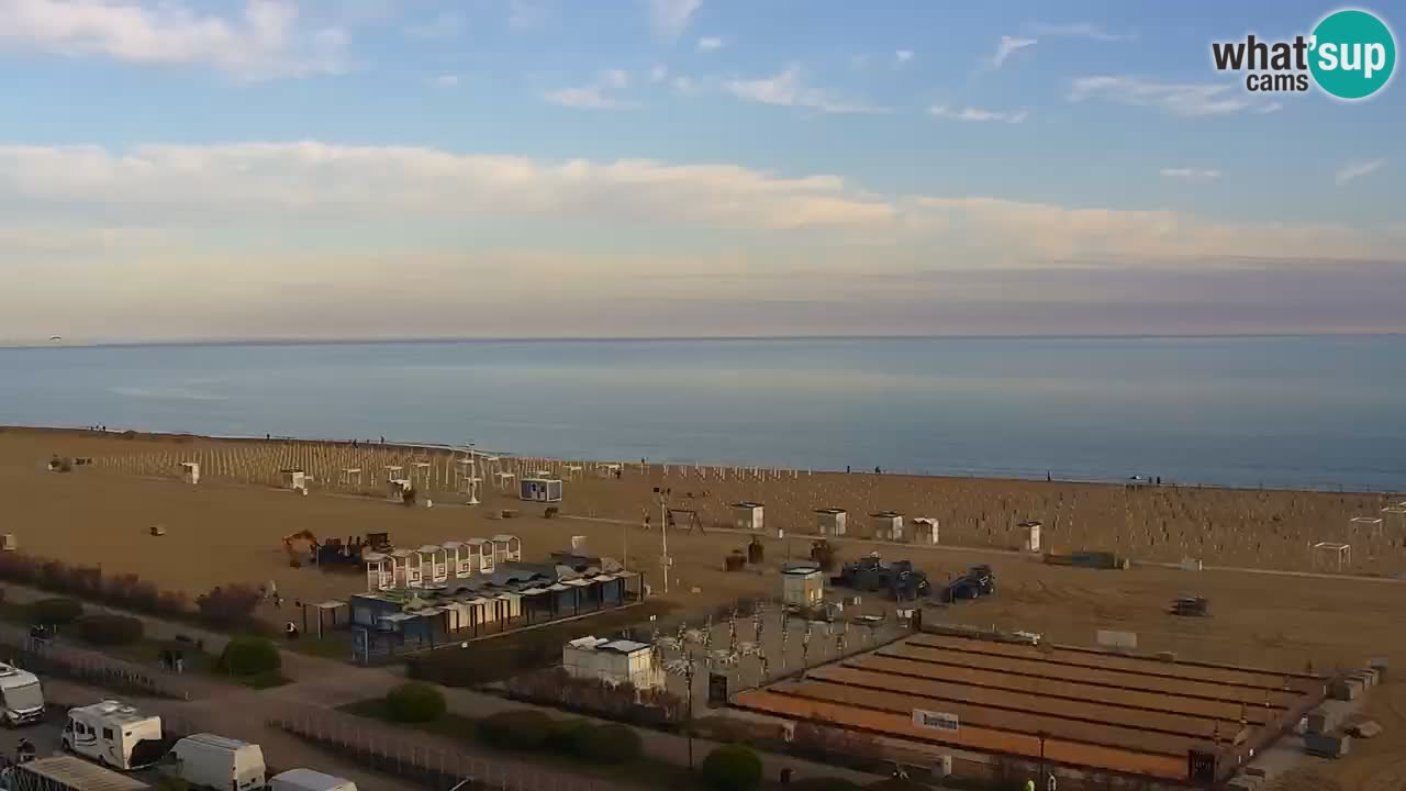 La spiaggia di Bibione webcam live e piazzale Zenit