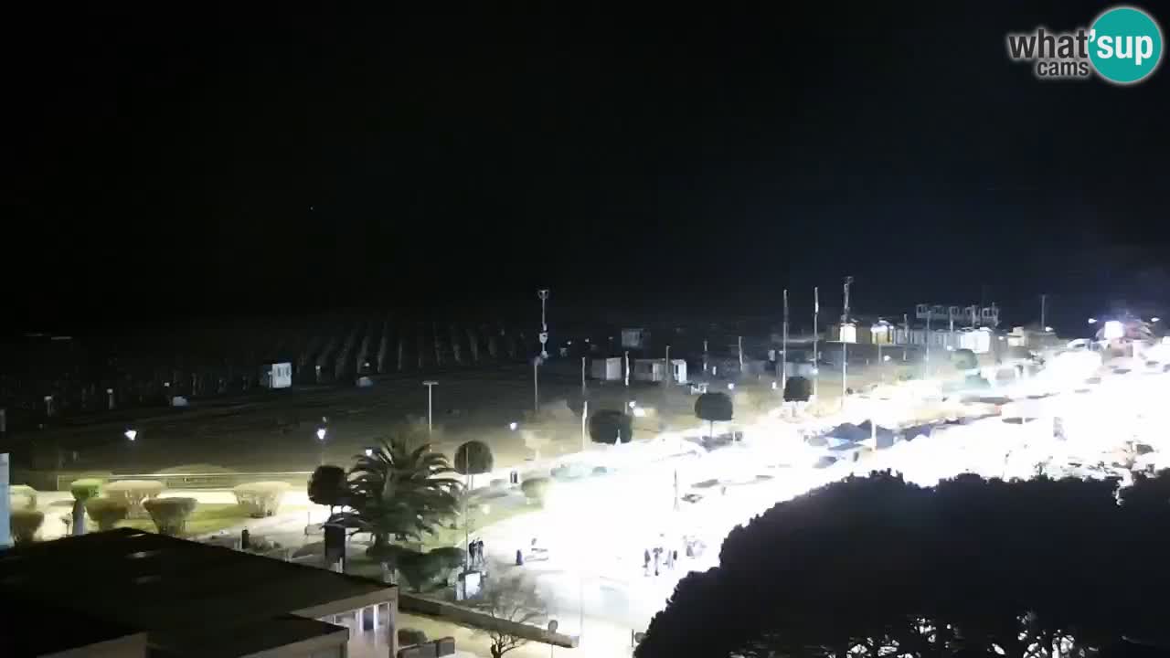 La spiaggia di Bibione webcam live e piazzale Zenit
