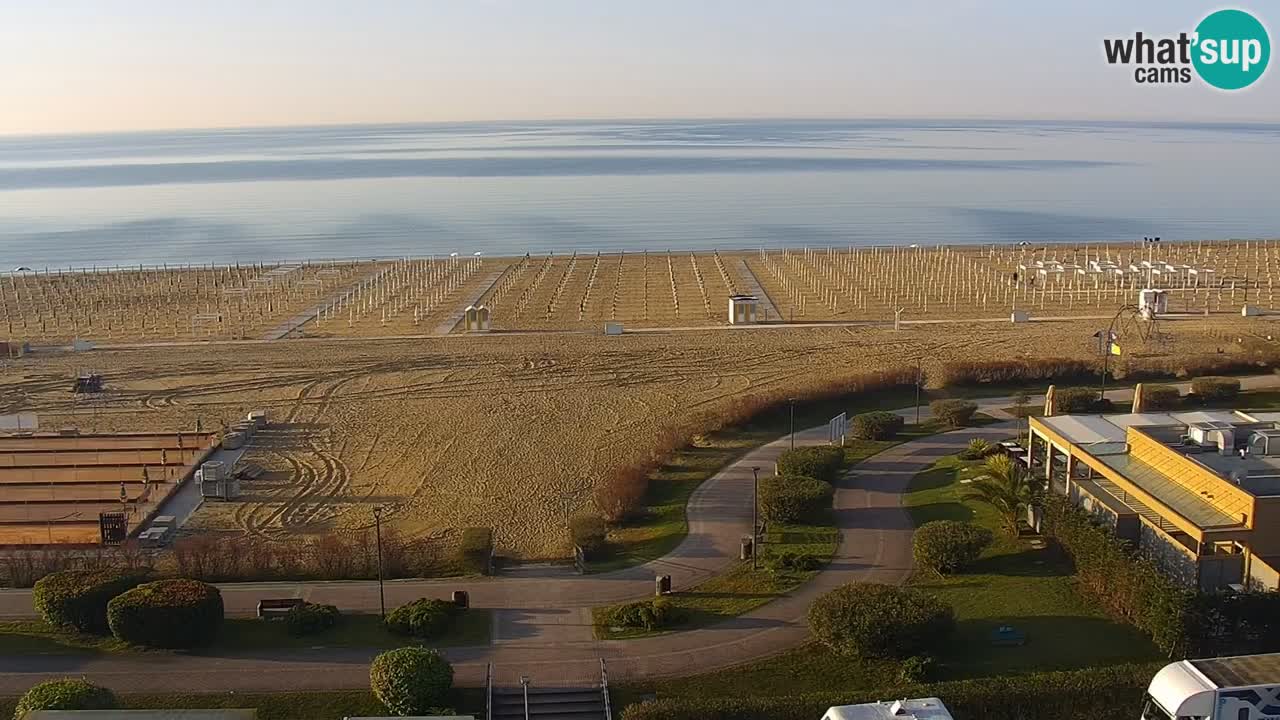 La spiaggia di Bibione webcam live e piazzale Zenit