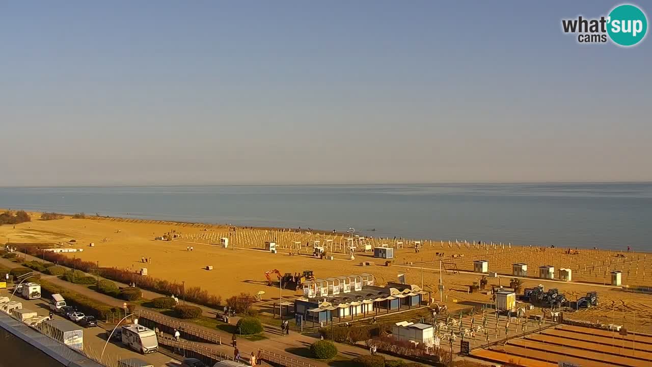 La spiaggia di Bibione webcam live e piazzale Zenit