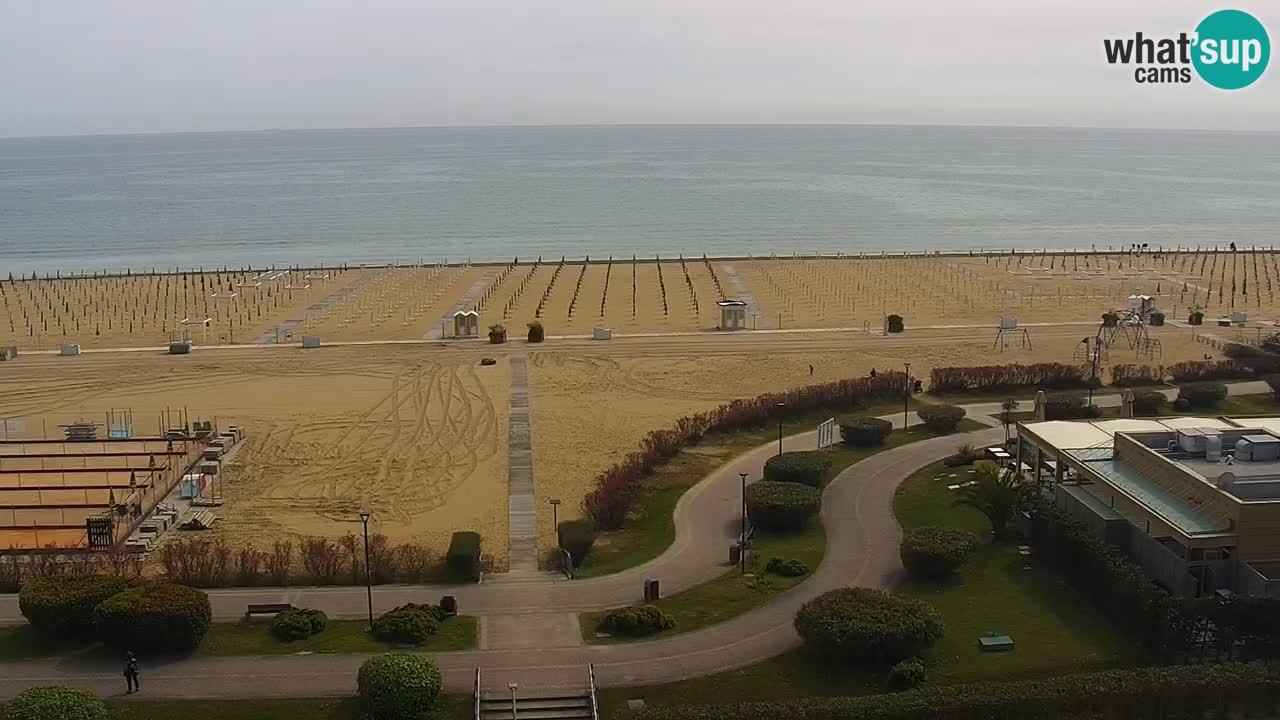 La spiaggia di Bibione webcam live e piazzale Zenit
