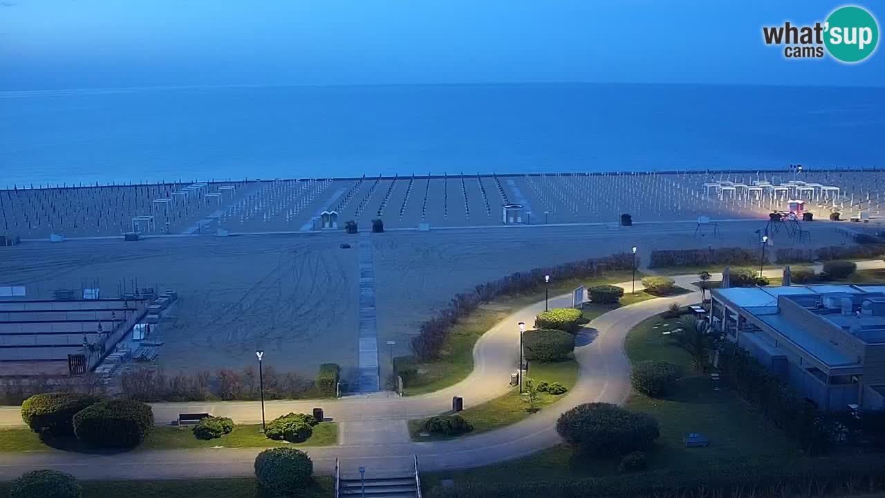 La spiaggia di Bibione webcam live e piazzale Zenit