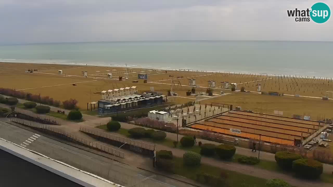 La spiaggia di Bibione webcam live e piazzale Zenit