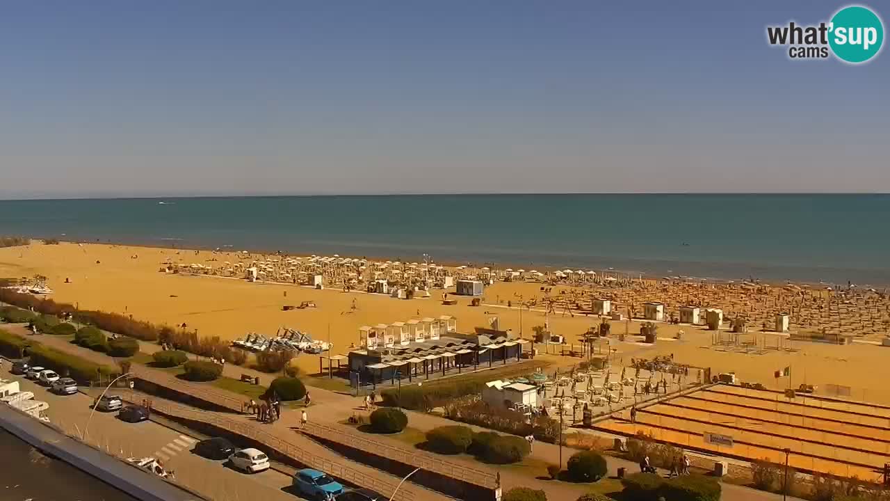 La spiaggia di Bibione webcam live e piazzale Zenit