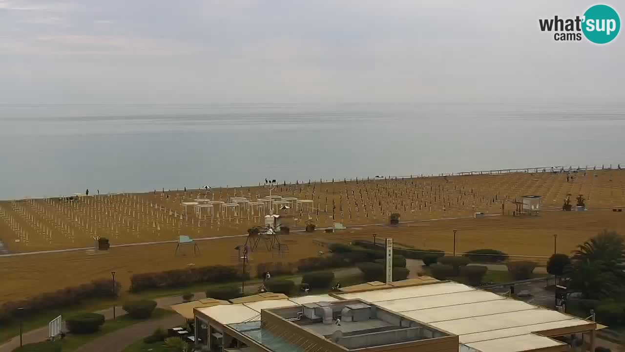La spiaggia di Bibione webcam live e piazzale Zenit