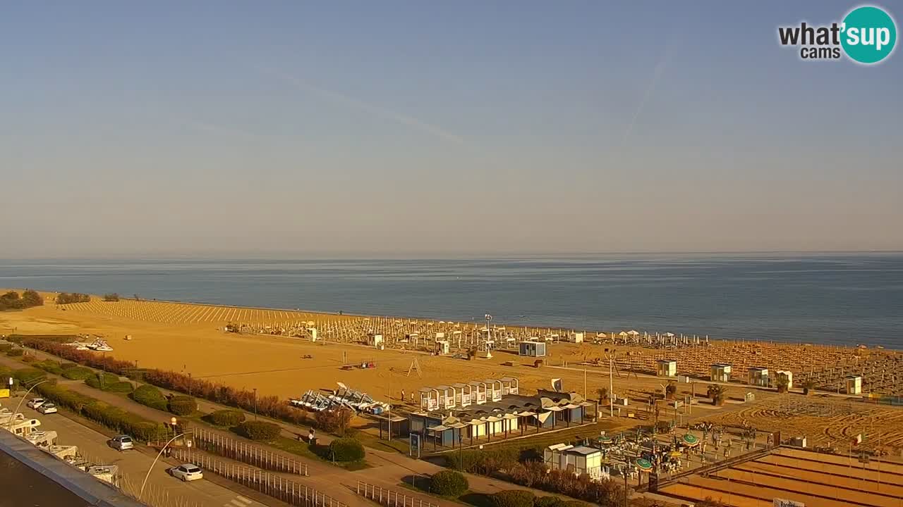La spiaggia di Bibione webcam live e piazzale Zenit