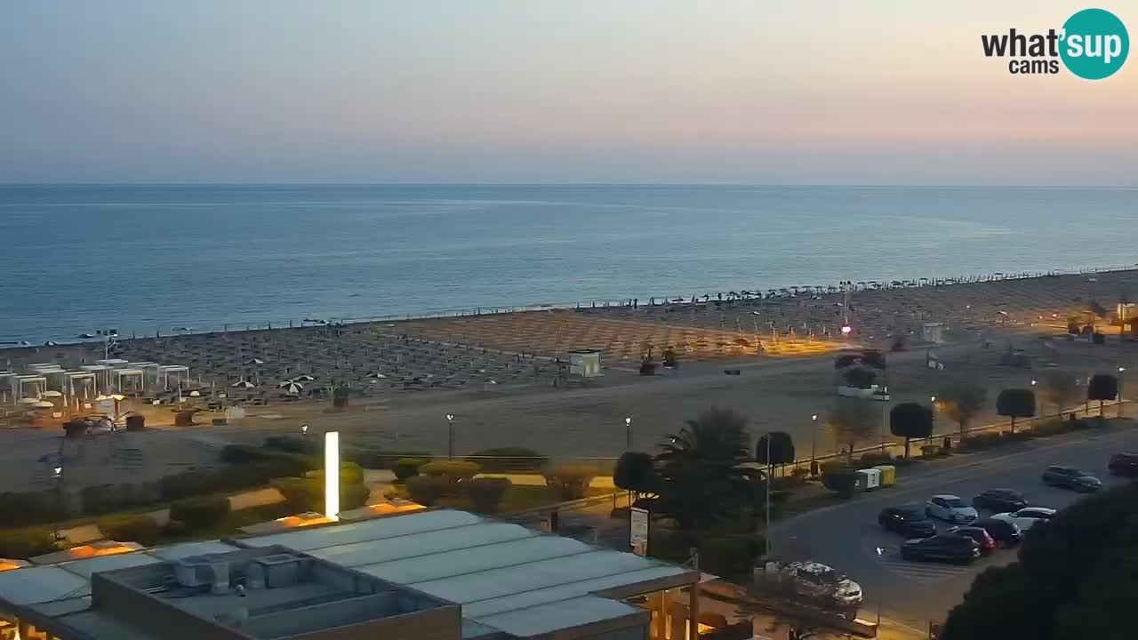 La spiaggia di Bibione webcam live e piazzale Zenit