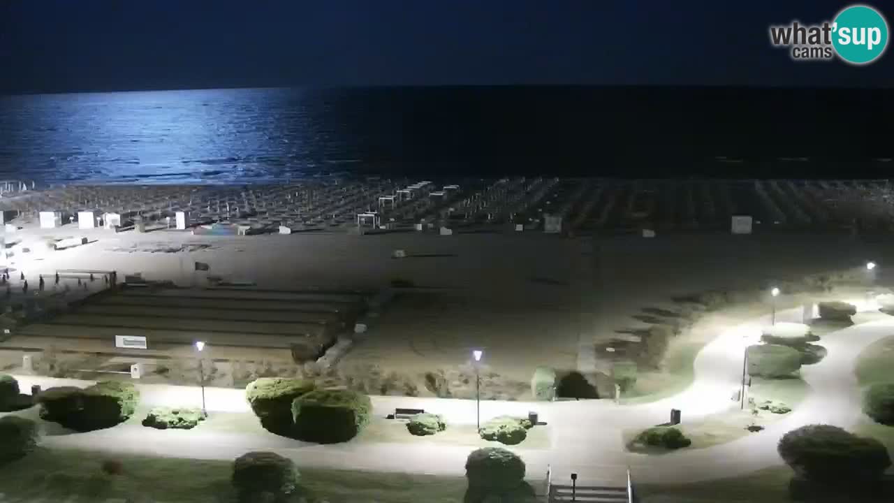 La spiaggia di Bibione webcam live e piazzale Zenit