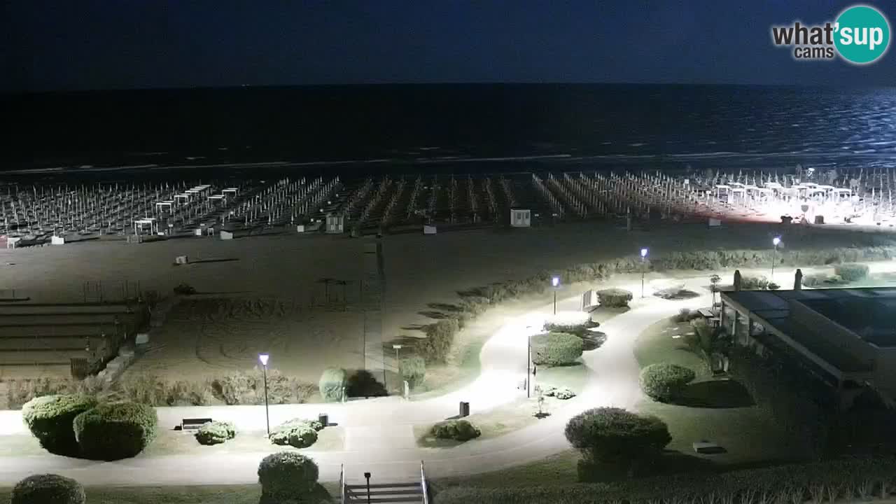 La spiaggia di Bibione webcam live e piazzale Zenit