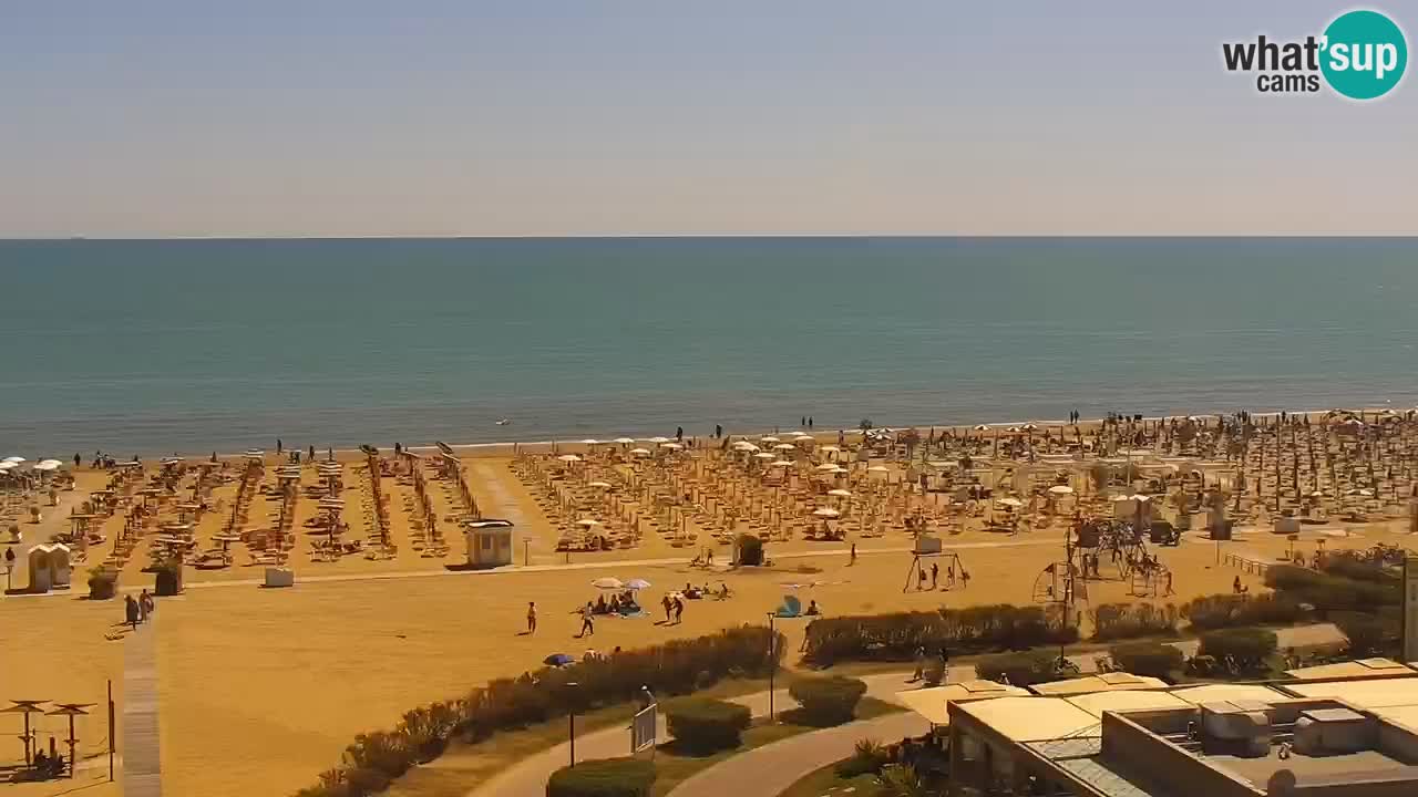 La spiaggia di Bibione webcam live e piazzale Zenit