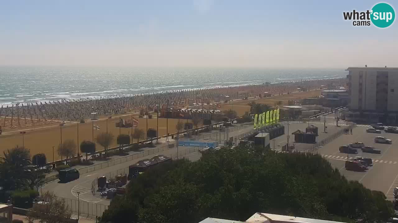 La spiaggia di Bibione webcam live e piazzale Zenit