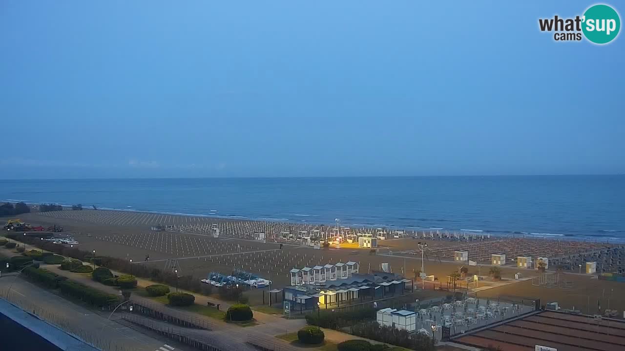 La spiaggia di Bibione webcam live e piazzale Zenit