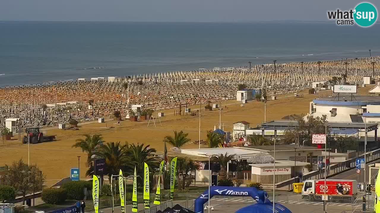 La spiaggia di Bibione webcam live e piazzale Zenit