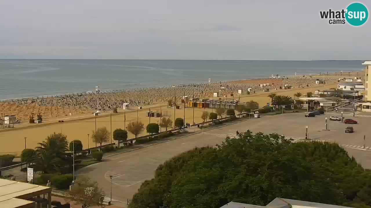 La spiaggia di Bibione webcam live e piazzale Zenit