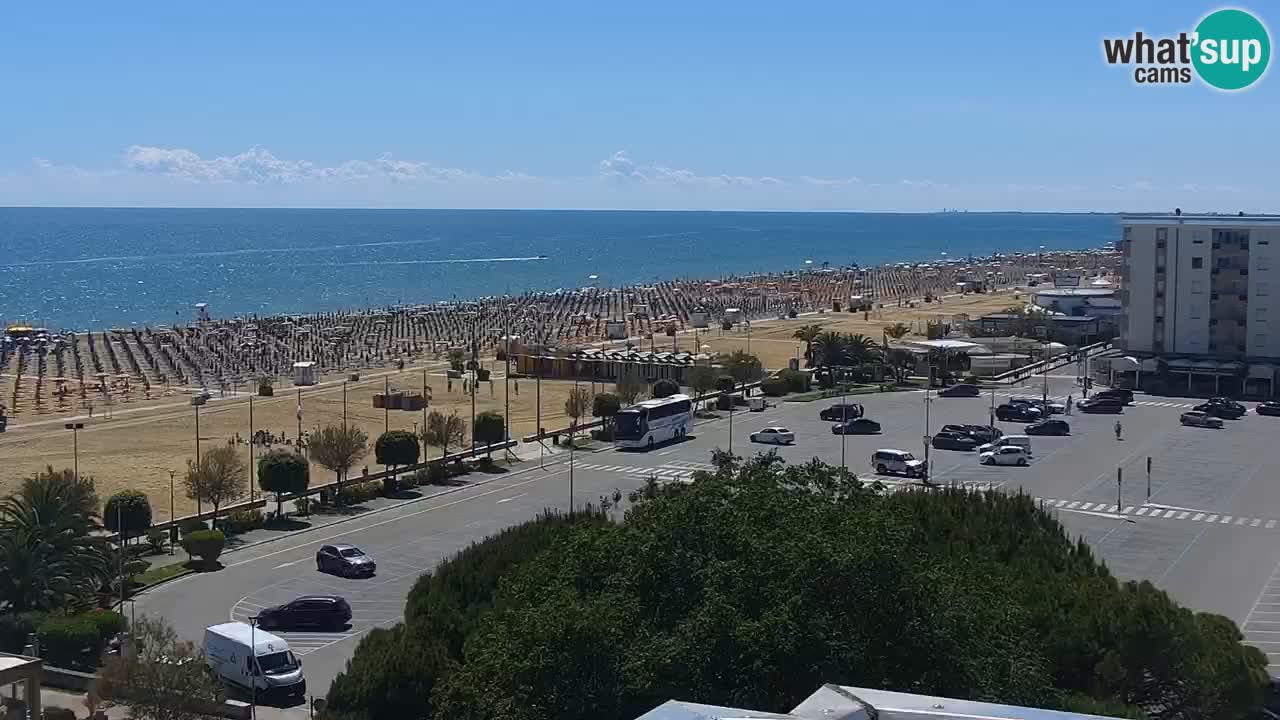 La spiaggia di Bibione webcam live e piazzale Zenit