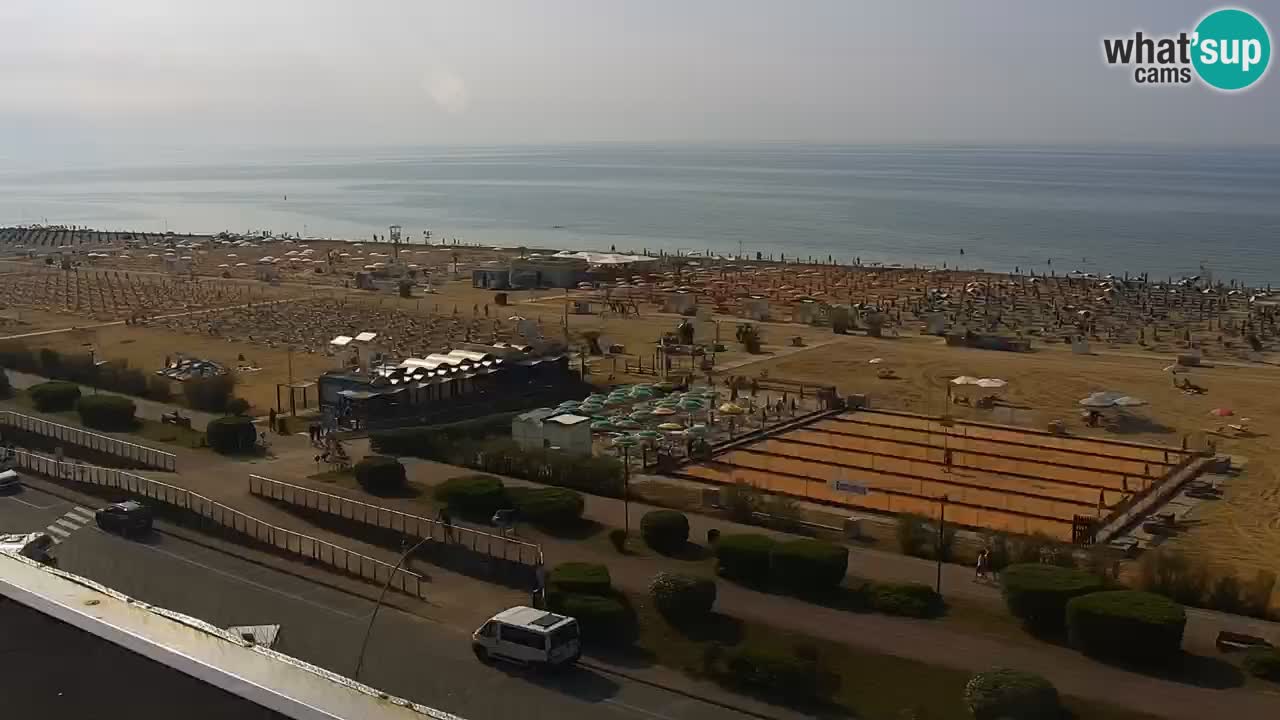 La spiaggia di Bibione webcam live e piazzale Zenit
