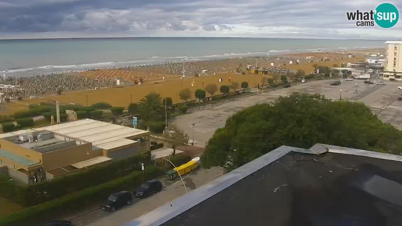La spiaggia di Bibione webcam live e piazzale Zenit