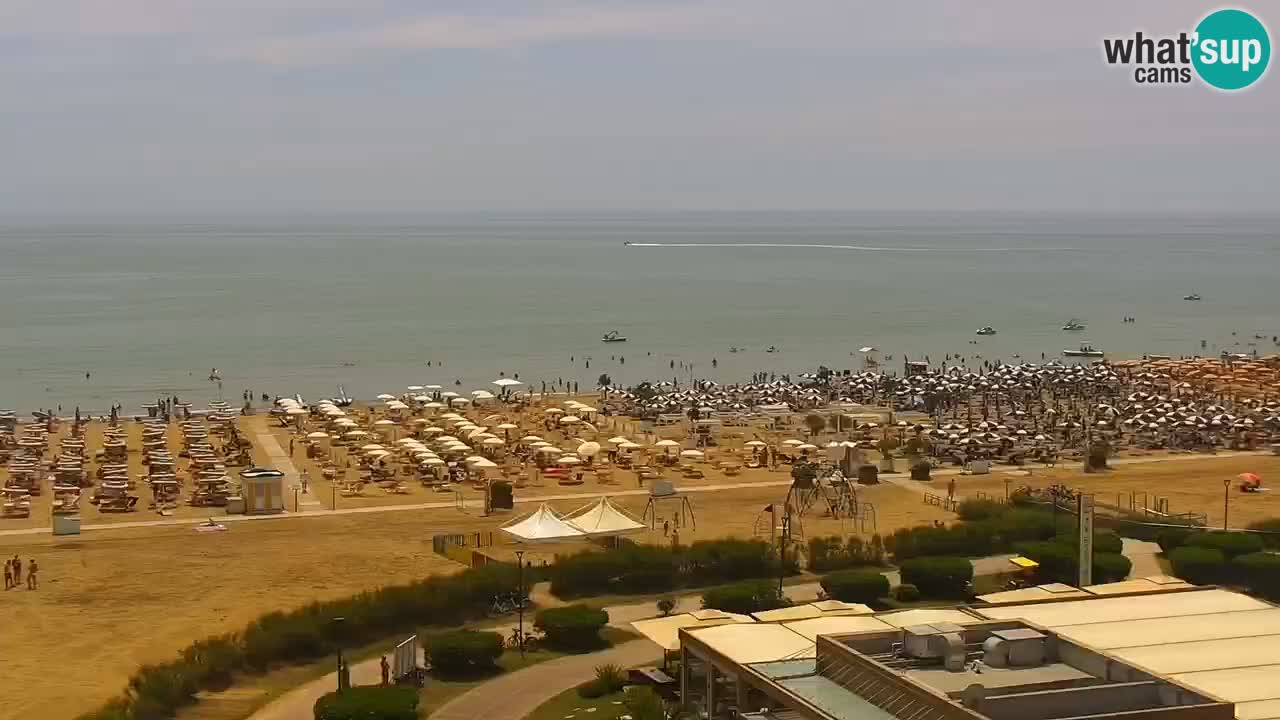 La spiaggia di Bibione webcam live e piazzale Zenit
